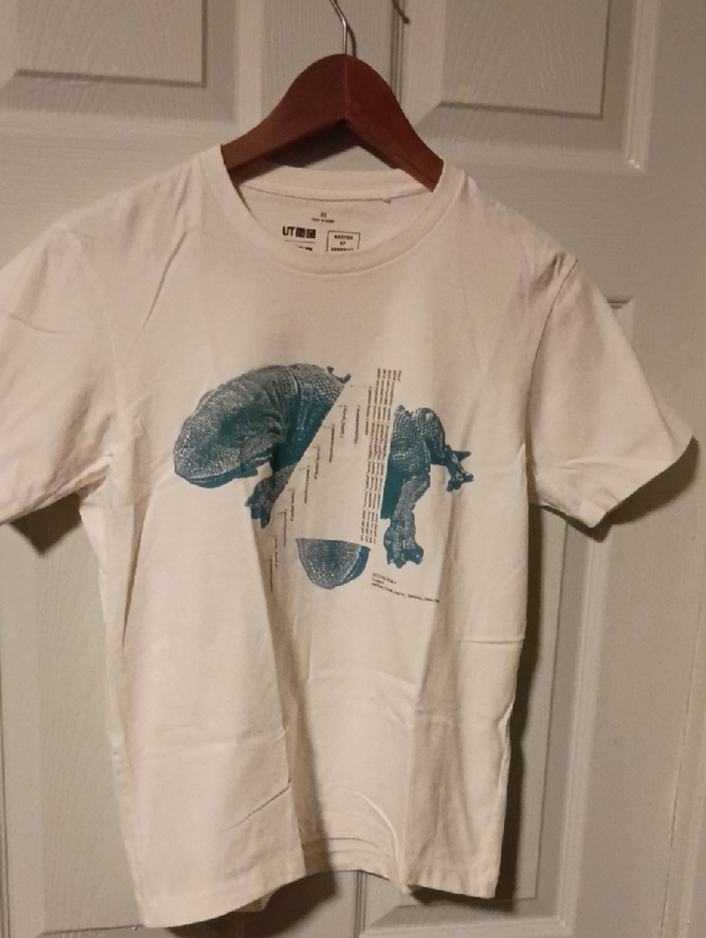Star Wars White Tee with Teal Graphic Print